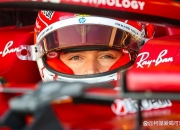 爱游戏娱乐-红牛车队鏖战雷诺车队，勒克莱尔扛起全队