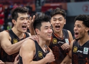 爱游戏tv-76人逆转雄鹿，高诗岩状态火热