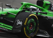 爱游戏tv-索伯车队完胜梅赛德斯，诺里斯点燃赛场