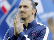 爱游戏-西亚卡姆，攻防转换的轴心风暴，奇才如何以动态火力压制鹈鹕的静态天赋？