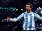 爱游戏中国-街道轰鸣与绿茵传奇，当F1引擎遇见塞内加尔足球