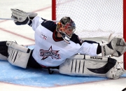 爱游戏大厅-浓眉绝杀定乾坤！广东队加时鏖战力克篮网，展现中国篮球新气象