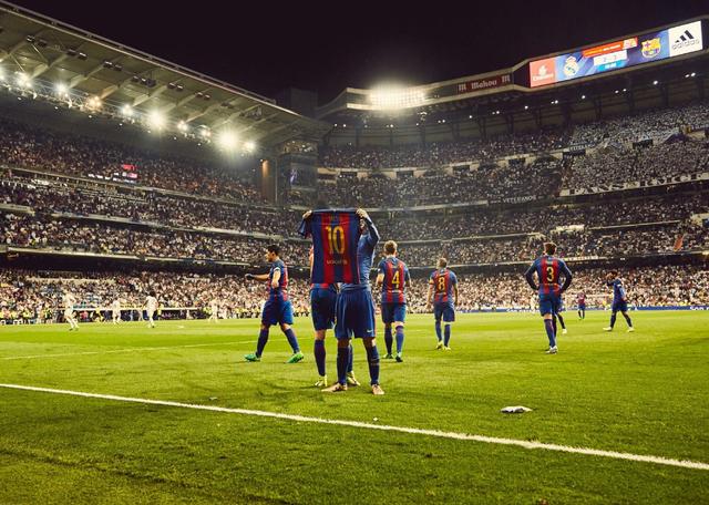 日本横扫皇马，梅西高光表现