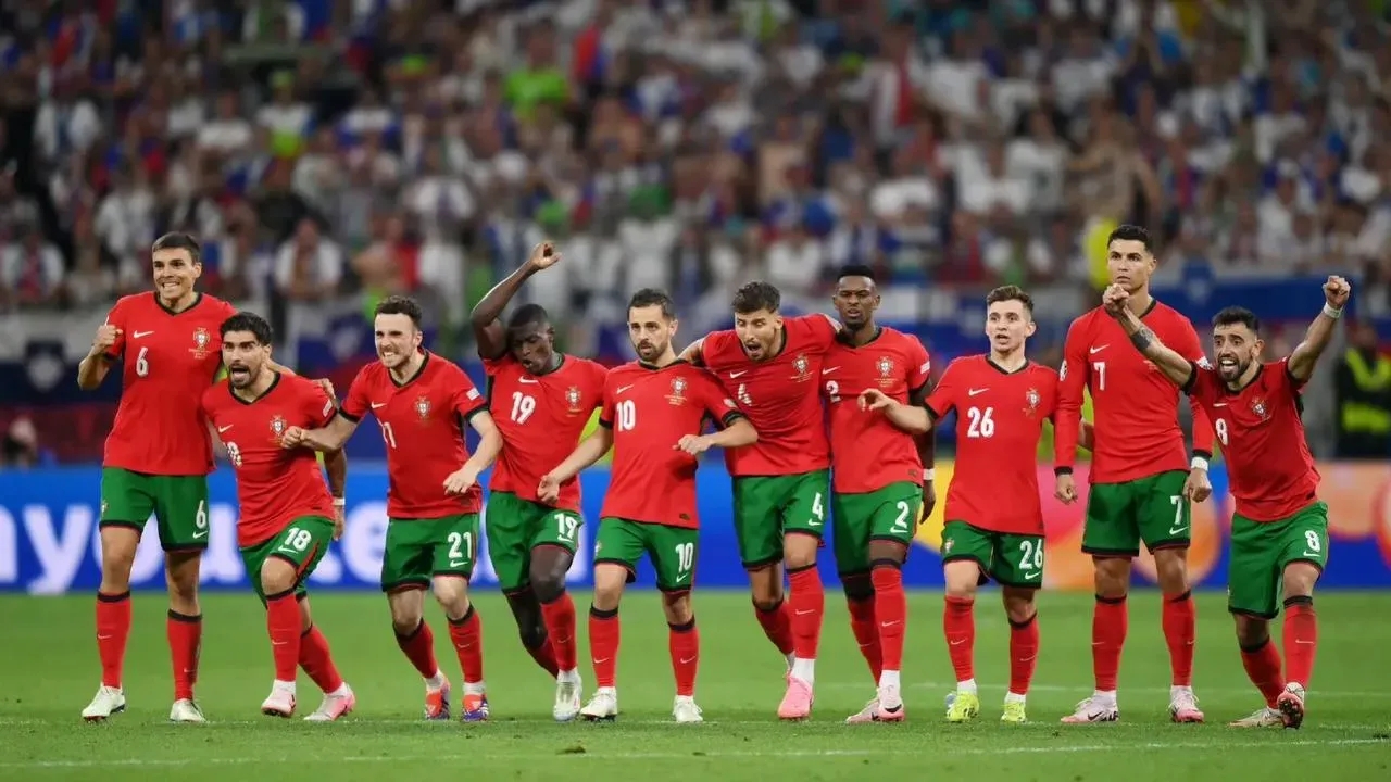 葡萄牙队碾压英格兰队，波尔惊艳四座