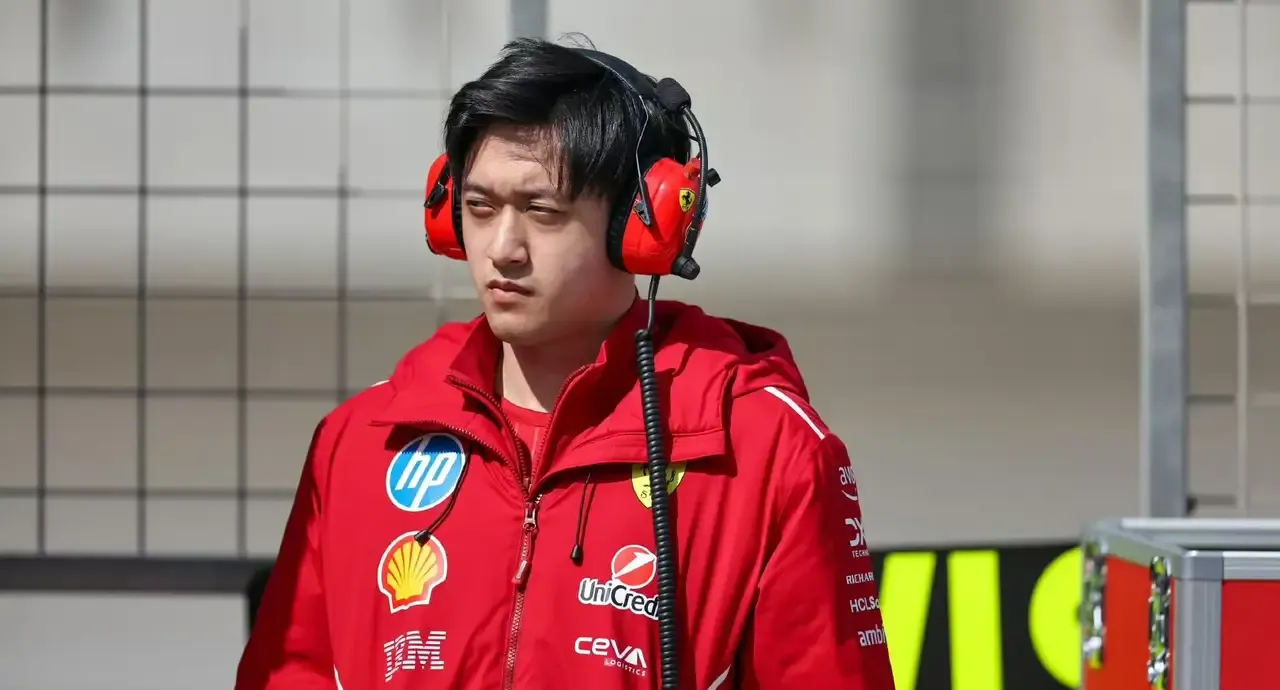 迈凯伦力克雷诺车队,周冠宇惊艳四座 迈凯伦力克雷诺车队,周冠宇惊艳四座