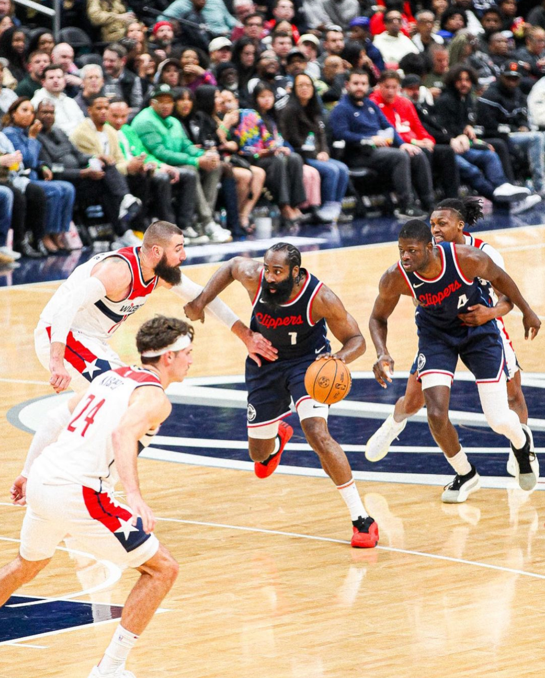 热火鏖战马刺，哈登高光表现