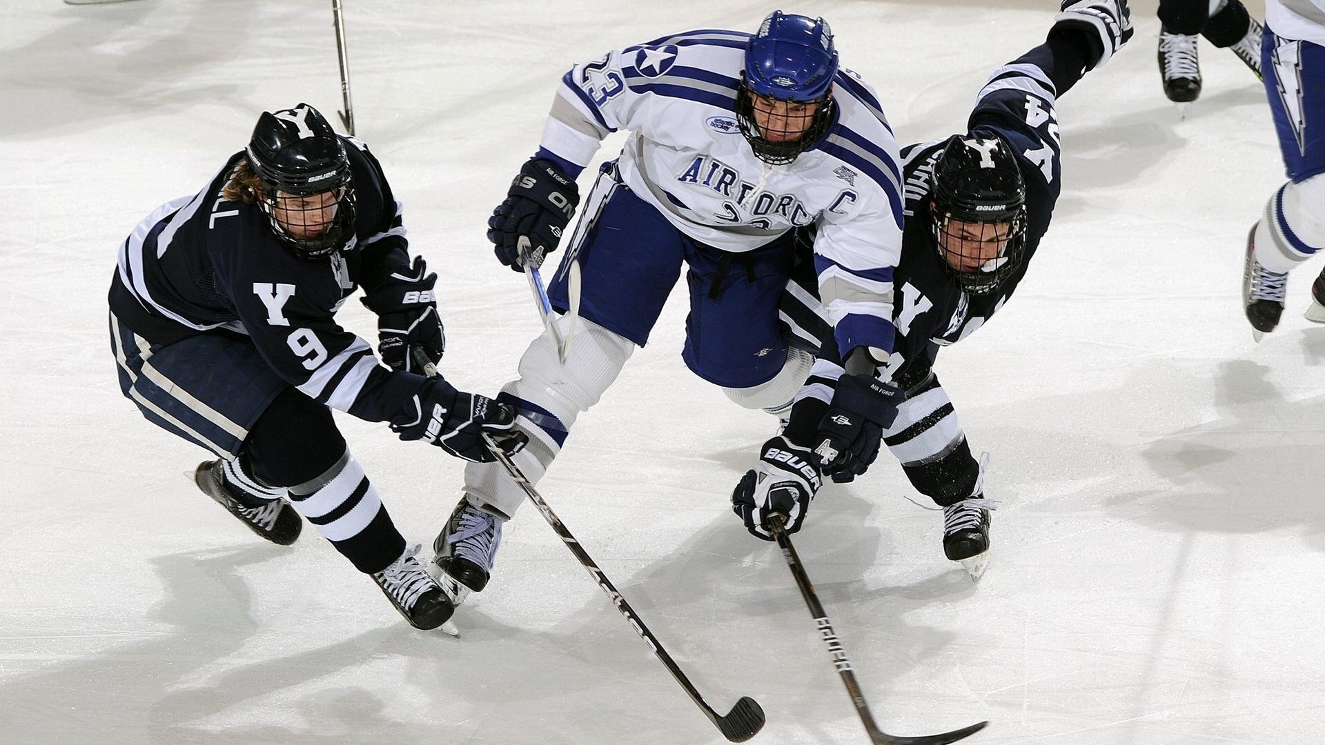 霓虹赛道上的孤星闪耀，皮克在F1街道赛之夜定义巨星价值